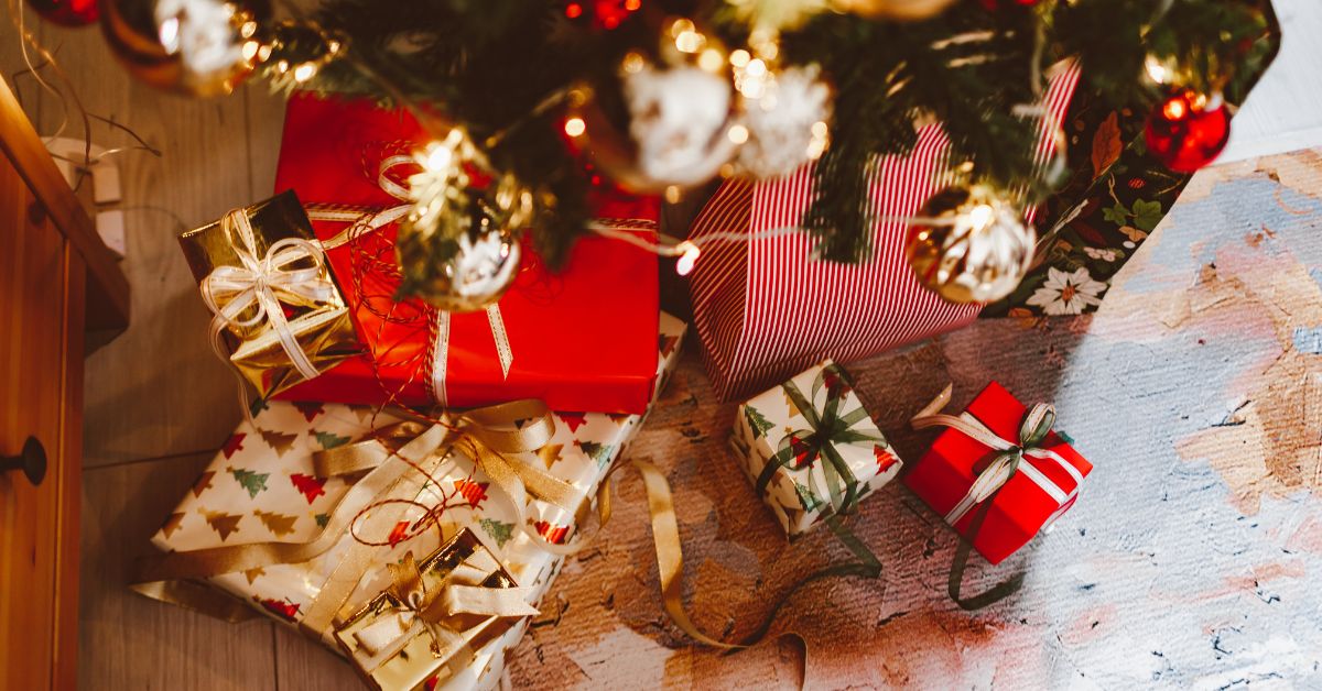 Looking for a Perfect Christmas gift for him?