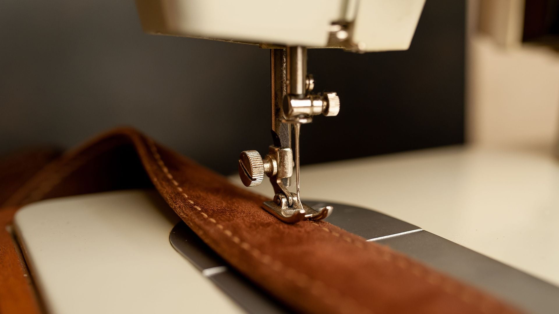 Recommendation: Why choose handmade leather bags?